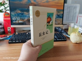 《昆虫记》这是一本关于长篇科普的文学作品