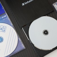 数码配件简评 篇三十：支持档案级数据保存单盘100G保存100年：威宝4K超高清蓝光刻录机分享