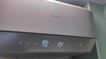 COLMO EV6032是一款功能出众的短款异形电热水器，容量高达60升