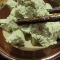 美食 篇九十：巴山特产胆水豆腐，吃火锅一点也不掉渣！