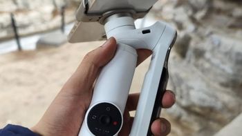 智能狂欢 篇二十一：送女朋友的手机稳定器推荐：影石Insta360 Flow:超好用的AI手机稳定器~