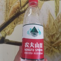 记录生活 篇二百七十七：一瓶矿泉水，滋润你的每一天！