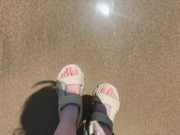 时尚又舒适的脚感，夏日出游绝对不能错过！
