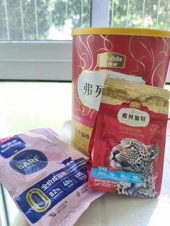 生骨肉冻干临期？对我家的猫主子来说不存在