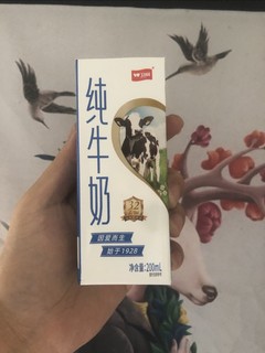 近期买到最便宜的纯牛奶，性价比很高啊