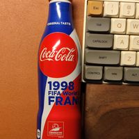 世界杯纪念版可口可乐，你见过吗？