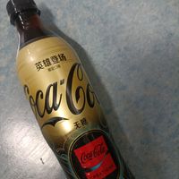 英雄登场––可口可乐