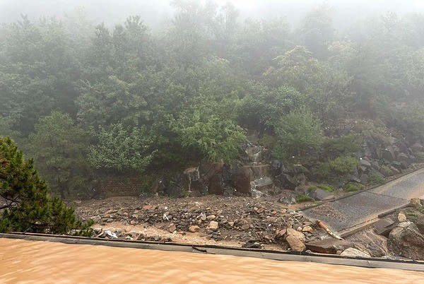 北京一晚过万的顶奢酒店被暴雨洪水冲毁，损失惨重