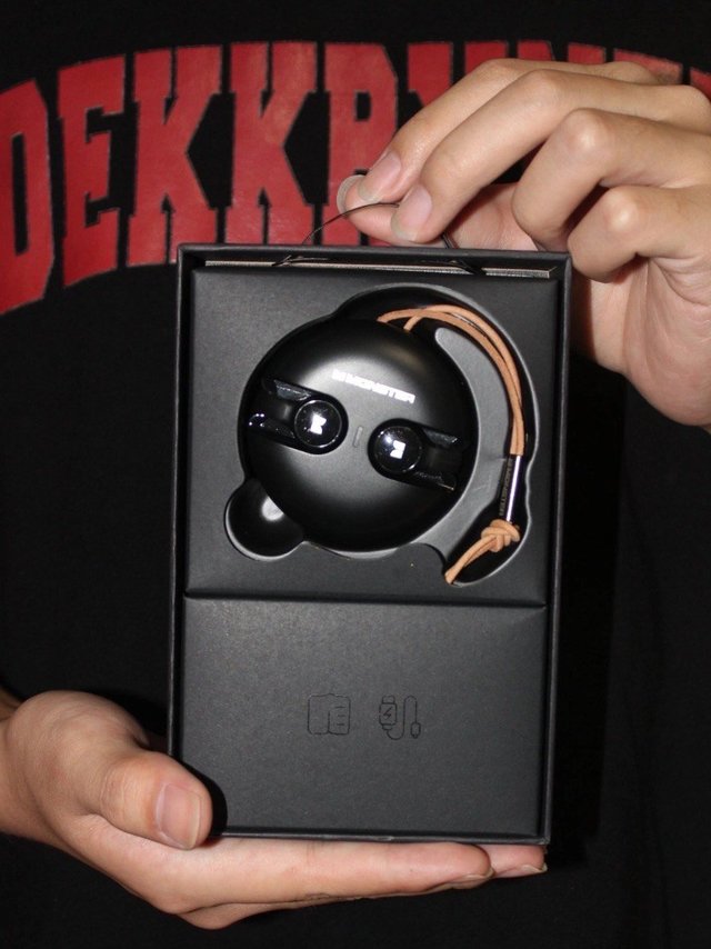 怎么会有久戴一整天都没感觉的耳机啊啊啊！