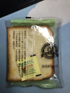 良品铺子吐司面包