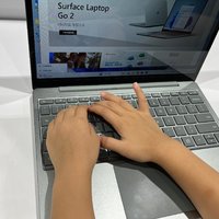 微软Surface Laptop Go 2轻薄笔记本电脑