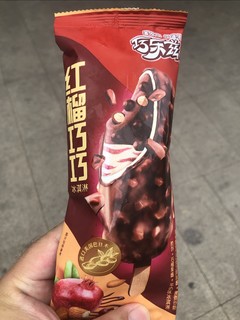 味蕾的极致享受，巧乐兹红榴巧巧冰淇淋