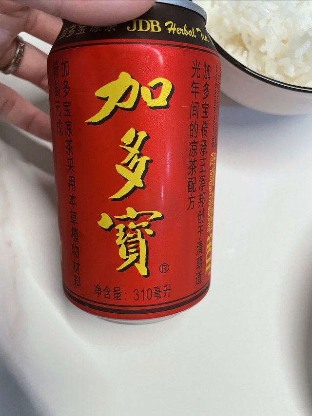 加多宝凉茶，解渴又养生，你还等什么？