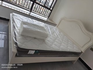 优质床垫，舒适睡眠保障