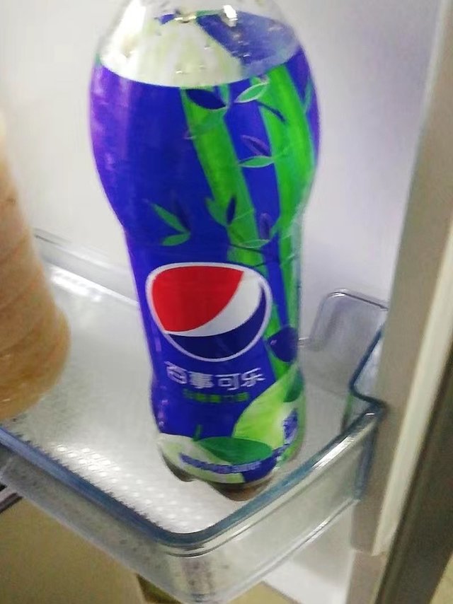 百事可乐 Pepsi 太汽系列 白柚青竹味 汽水