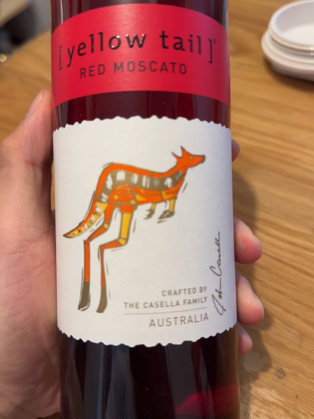 红酒新宠，黄尾袋鼠慕斯卡甜红葡萄酒来袭！