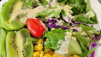 上班族福利，5分钟搞定的蔬菜沙拉，健康又方便！