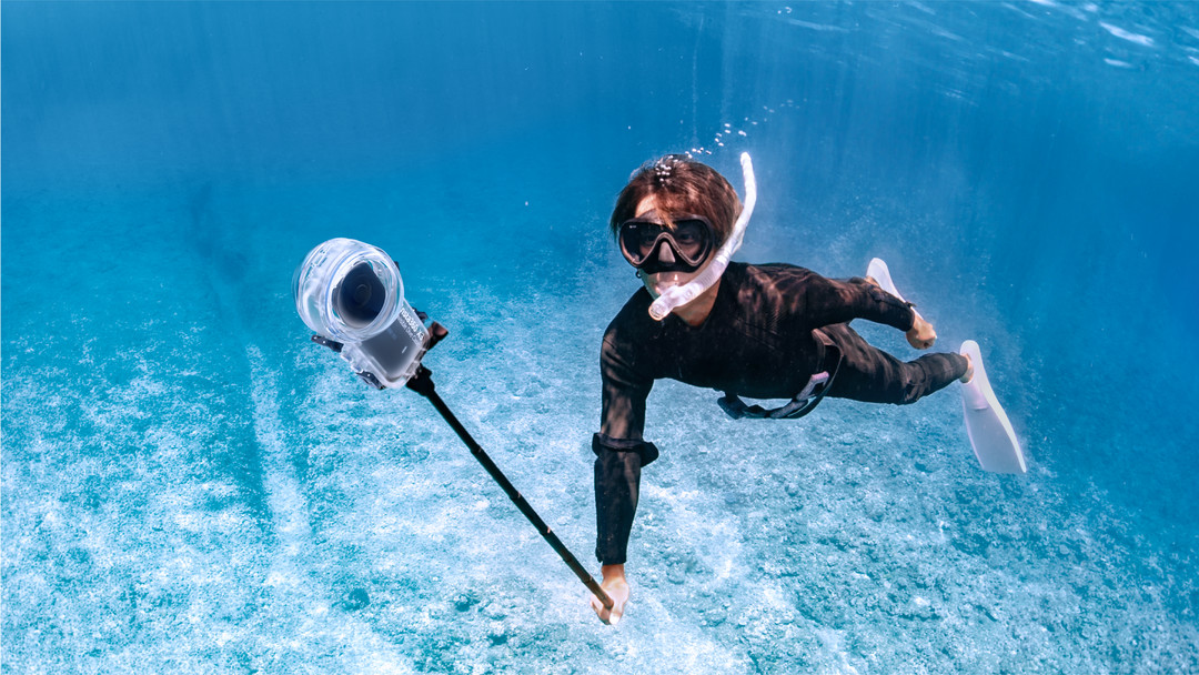 体验全新水下视觉之旅：影石推出 X3 全隐形潜水套餐