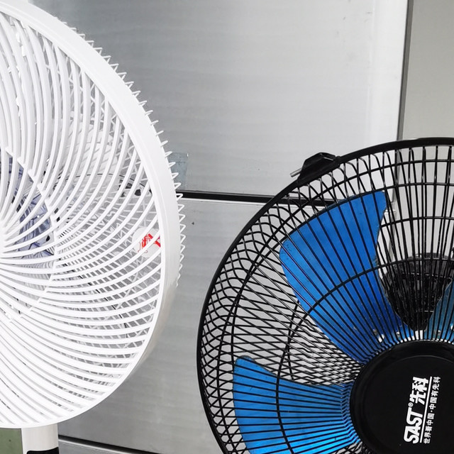 没选择小米1X升级款，买了艾美特直流风扇CS35—RD1