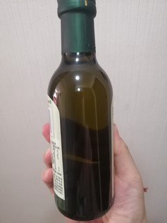 小瓶装橄榄油很实用