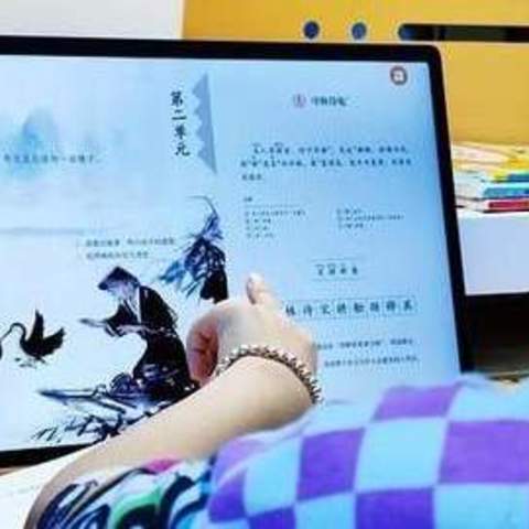 作业帮超大屏学习机体验：孩子学习的最佳拍档