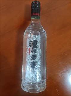 黑盖之香，泸州老窖酒香扑鼻