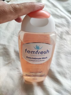 搭子送我的femfresh私处洗液