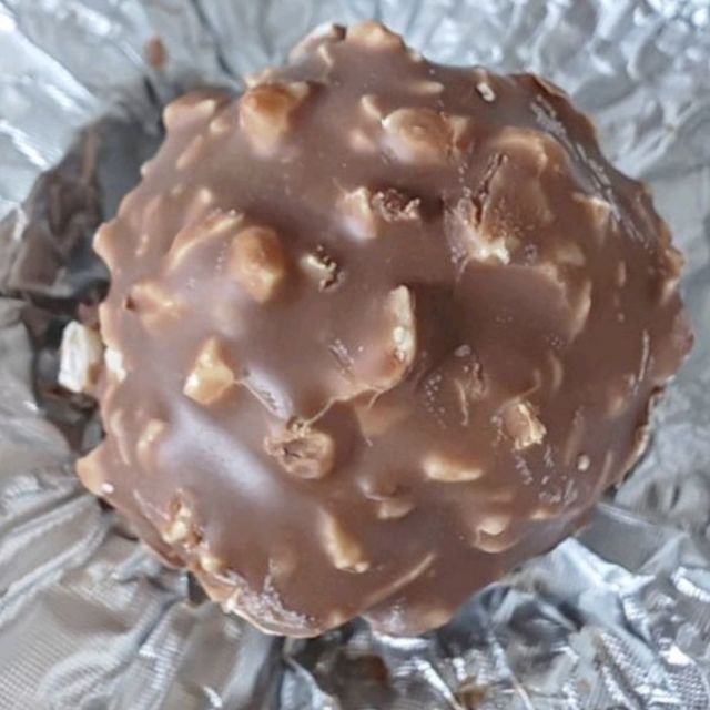 这款巧克力送搭子不错！