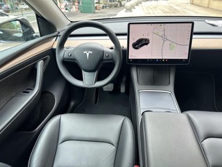 特斯拉model Y 再次降价，国产电车压力很大