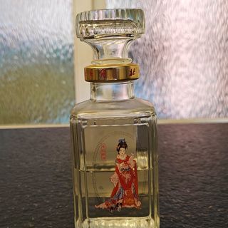 北大倉 君妃 白酒 2本セット 410ml 50% 巾着袋付 北大仓君妃50%vol 酱香型白酒410ml*4瓶整箱装【报价价格评测怎么样