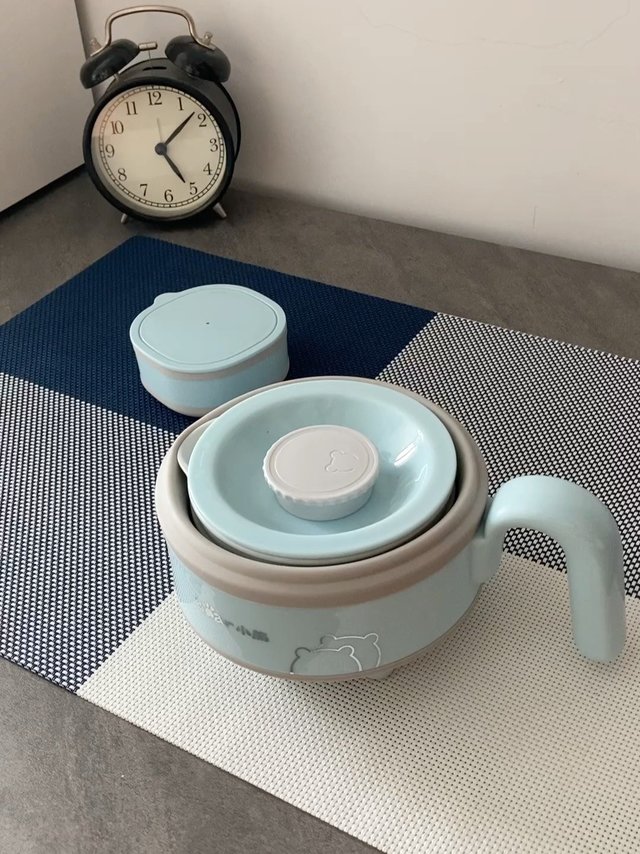 酒店水壶不卫生？折叠水壶让你喝上放心水！