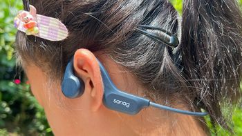 蓝牙耳机 篇十：游泳运动必备！sanag塞那 B60S PRO骨传导游泳耳机轻体验