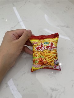 馋了饿了，来包咪咪虾条吧