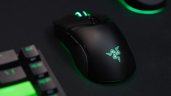 小手玩家不将就，轻量化旗舰新选择RAZER COBRA PRO雷蛇眼镜蛇专业版