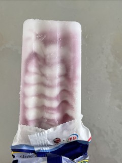 夏日时光：热了就来个冰工厂蓝莓棒冰
