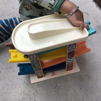 儿童轨道玩具车：好玩有趣，益智竞速，亲子互动