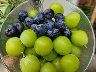七鲜的蓝莓还不错挺新鲜的