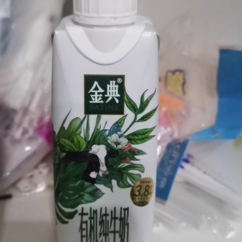 宝藏乳品，这款纯牛奶销量惊人，快来试试！