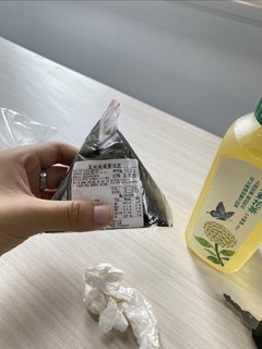 好吃的一个玉米的饭团来喽