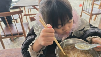 小孩子为什么比较喜欢玩水