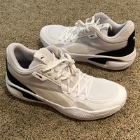 穿上 PUMA Clyde 篮球鞋，让你的比赛更上一层楼!