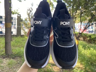 PONY 童鞋:时尚舒适，让孩子奔跑更快更轻松