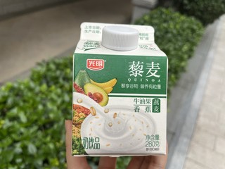 光明藜麦奶，爱不释手的健康饮品