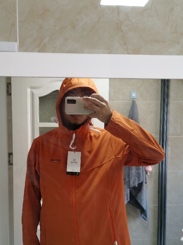 诺诗兰软壳衣：让你的秋日穿搭更加舒适