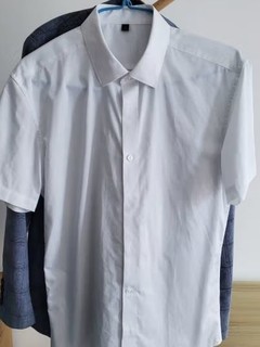 百搭的京东京造白衬衫