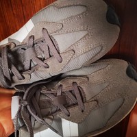 New Balance简称 NB，这双鞋很酷