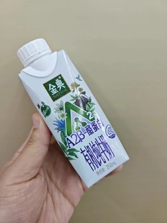 3.8 克蛋白质纯牛奶，健康营养从我做起！