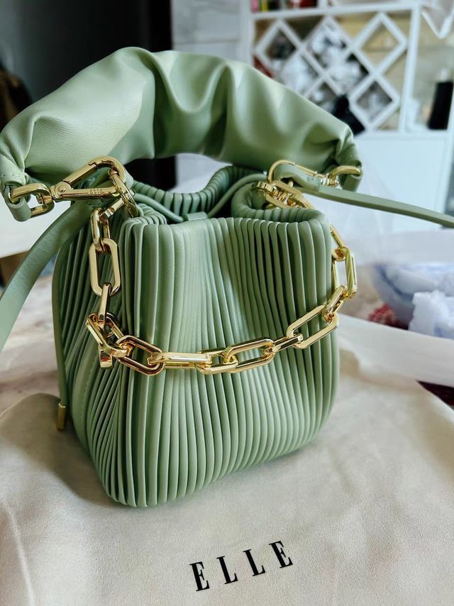 ELLE女包2023新款包包女菜篮子手提包水桶斜