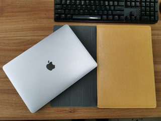 MacBook Pro A2289现在日常使用也蛮流畅的