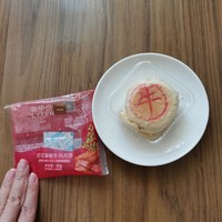 这是全网最详细的：来伊份藤椒牛肉苏式月饼测评长文